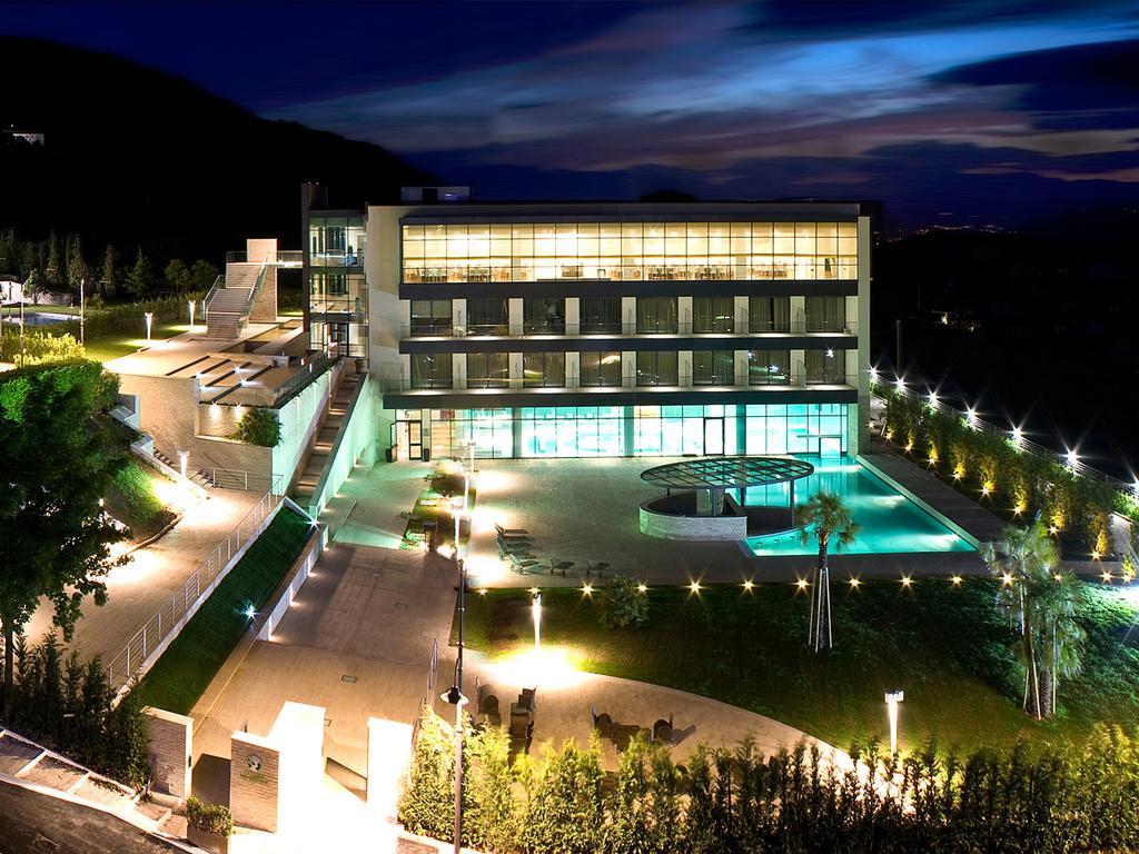 Fonte Del Benessere Resort Castelpetroso Exterior photo